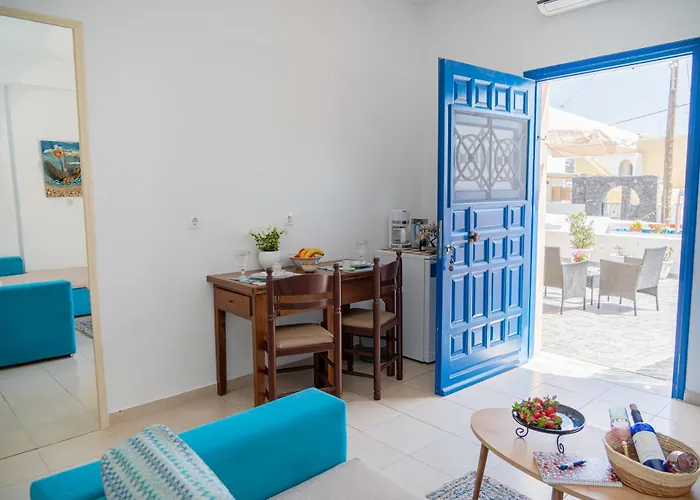 Rosalia Megalochori Megalochori (Santorini)