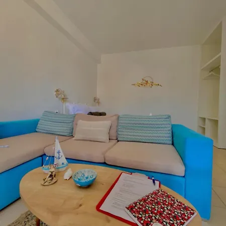 Rosalia Megalochori Appartement *